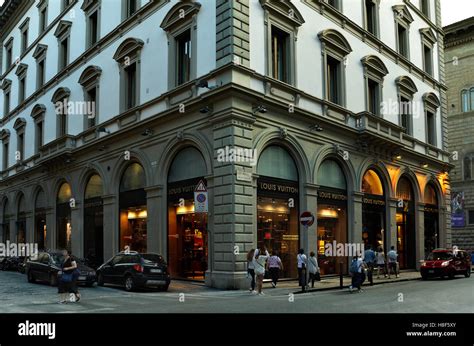 Louis Vuitton Firenze store, Italy